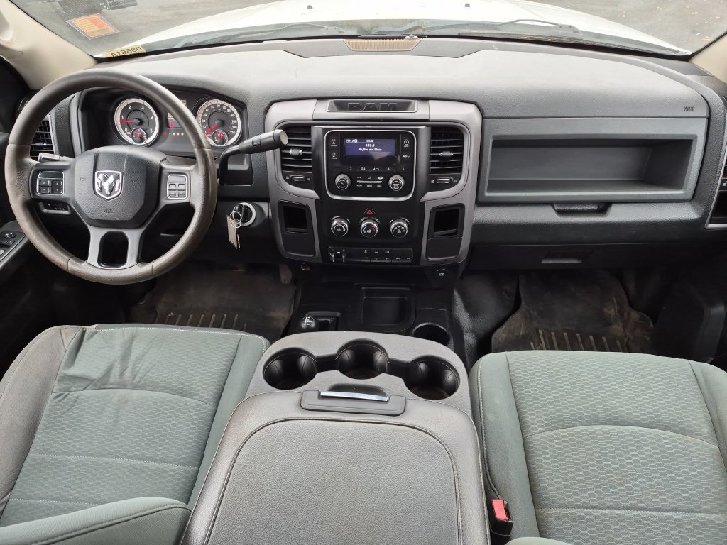 Used 2014 Bright White Clearcoat Ram Tradesman image 22