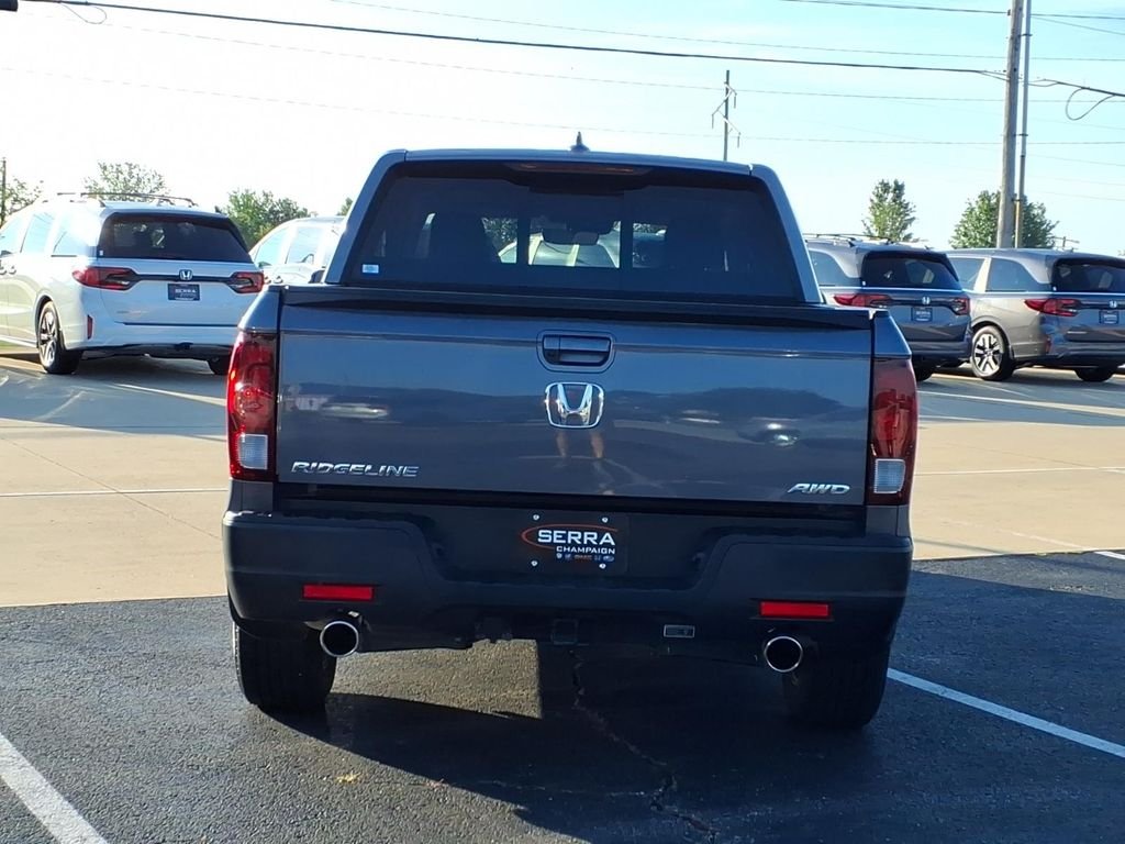 Certified Used 2022 Gray Honda RTL image 12