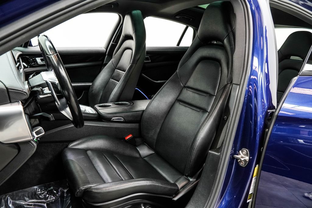 Used 2020 Blue Porsche Base image 15