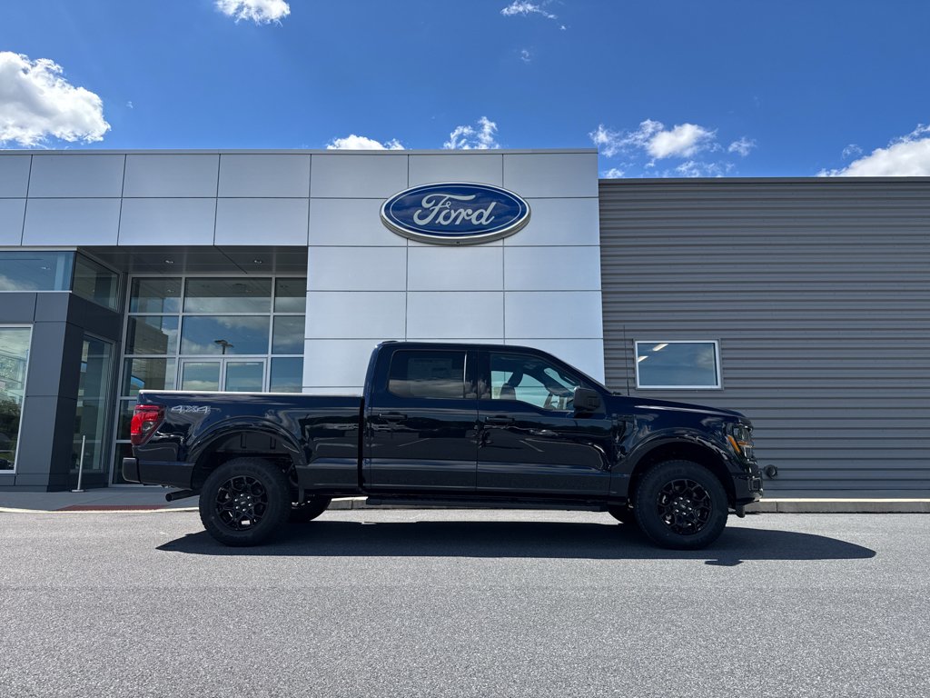 New 2026 Antimatter Blue Metallic Ford XLT image 2