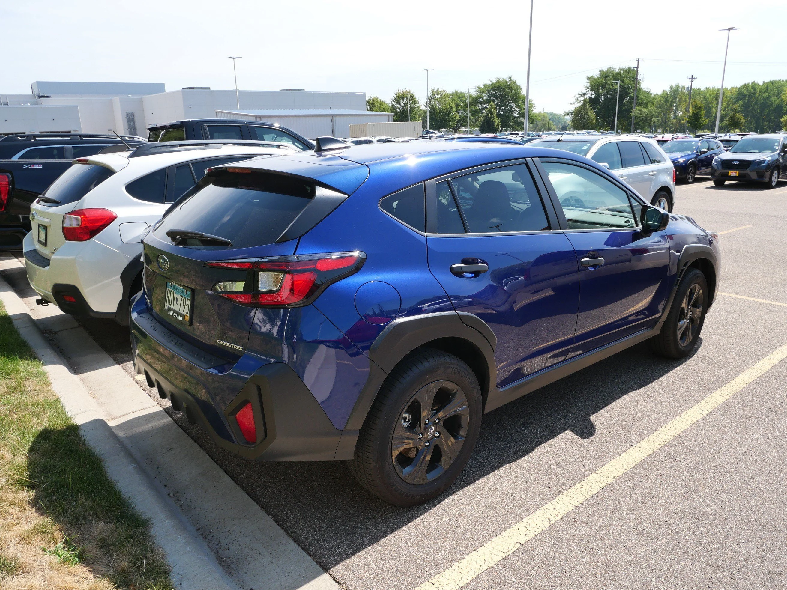 Used 2024 Sapphire Blue Pearl Subaru SUV CVT image 3