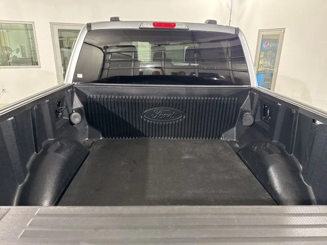 Used 2022 Silver Ford XLT image 10