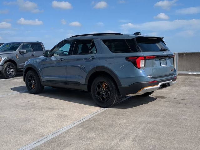 New 2026 Vapor Blue Metallic Ford Tremor® image 110