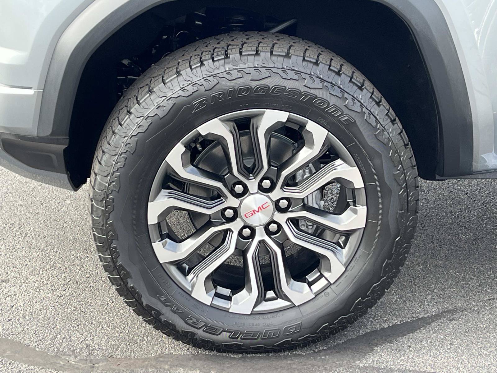 2026 GMC Canyon Denali - Photo 12