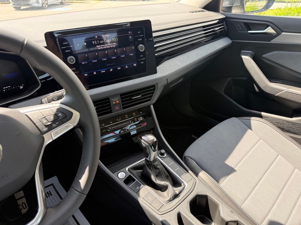 New 2026 Gray Volkswagen 1.5T SE image 38