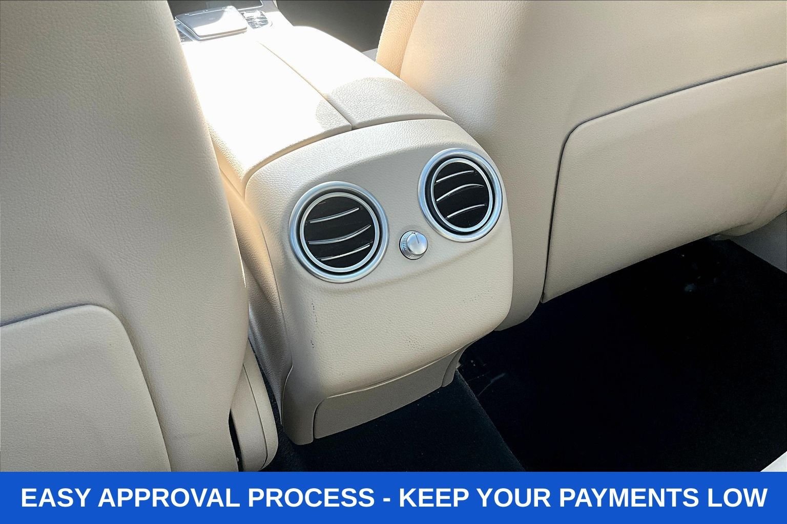 Used 2020 White Mercedes-Benz GLC 300 image 9