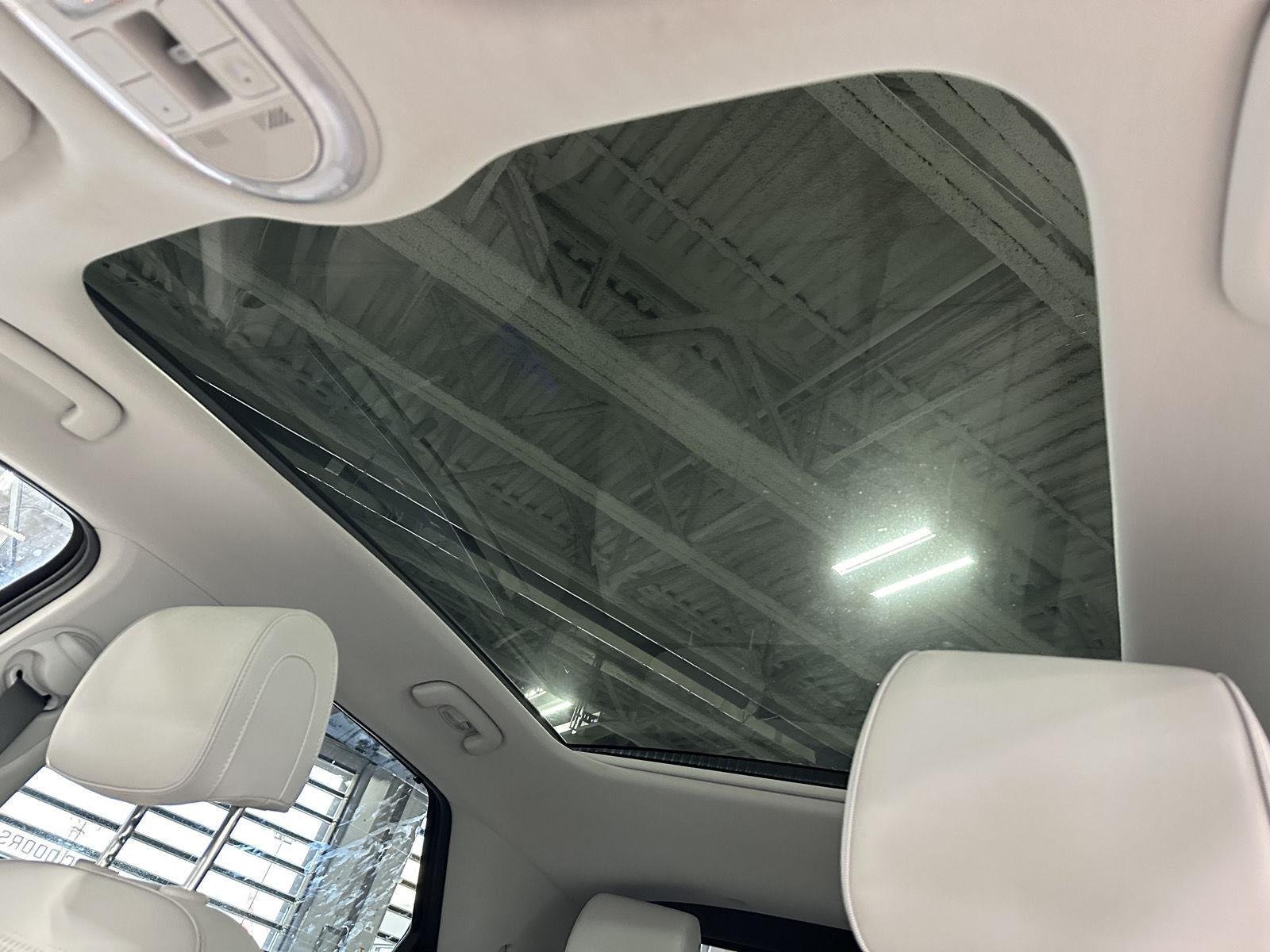 Certified Used 2024 Abyss Black Hyundai Limited image 2