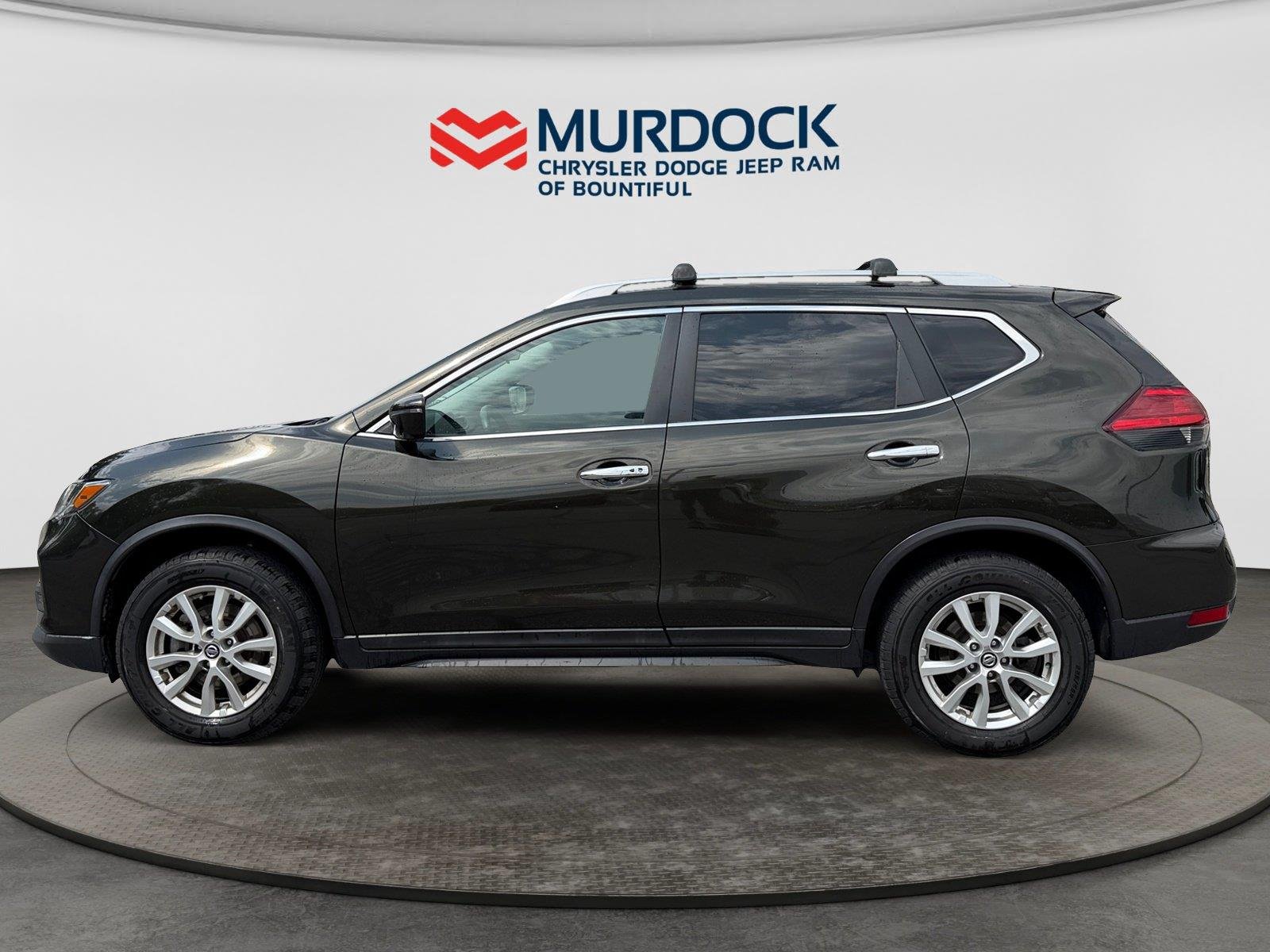 Used 2017 Nissan Rogue SV with VIN 5N1AT2MM4HC747191 for sale in West Bountiful, UT