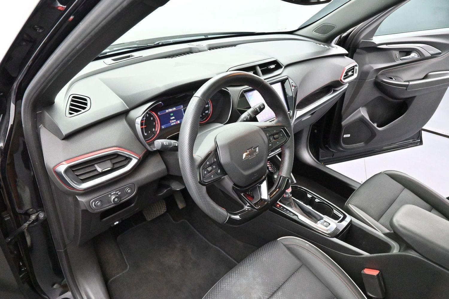 Used 2022 Mosaic Black Metallic Chevrolet RS image 13