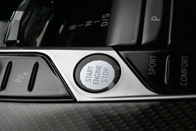 Used 2026 Carbon Black Meta BMW M60i image 21