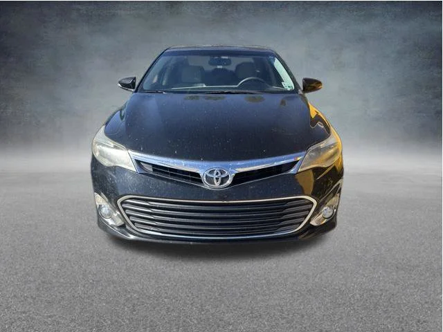 Used 2013 Black Toyota Limited image 2