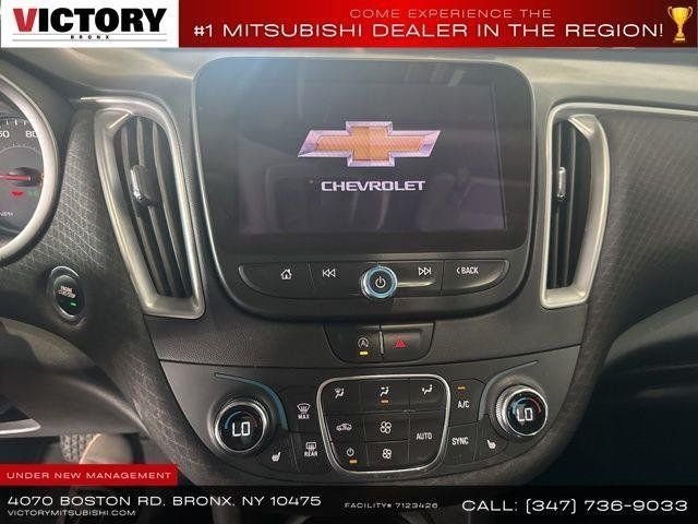 Used 2022 Gray Chevrolet LT image 39