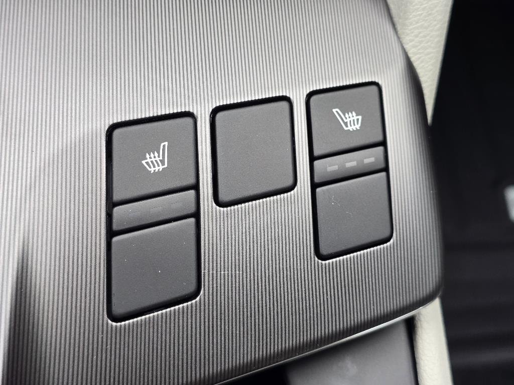 2026 Kia Sportage EX - Photo 11