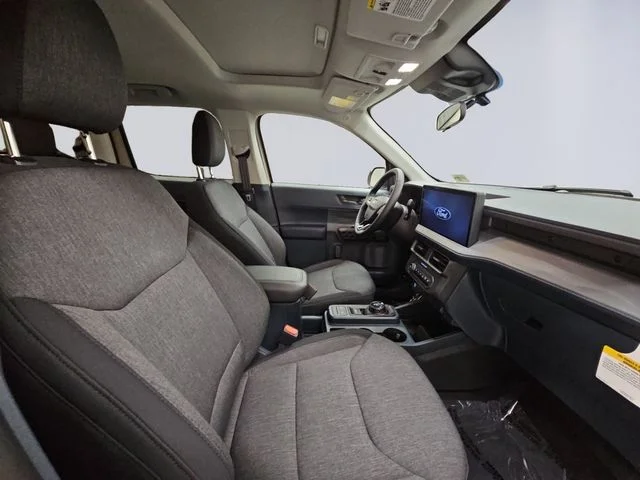 New 2025 Desert Sand Ford XLT image 15