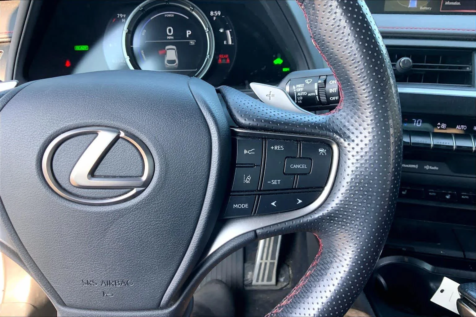 Used 2019 Ultra White Lexus F SPORT image 25