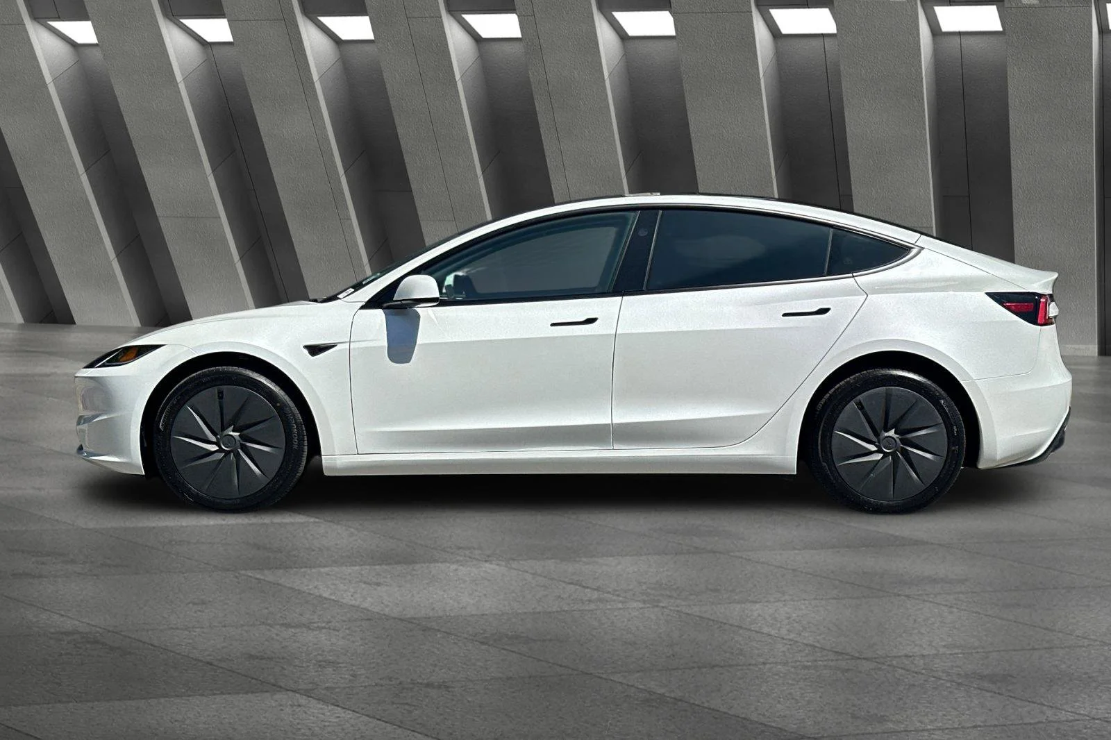 Used 2025 White Tesla Standard image 8