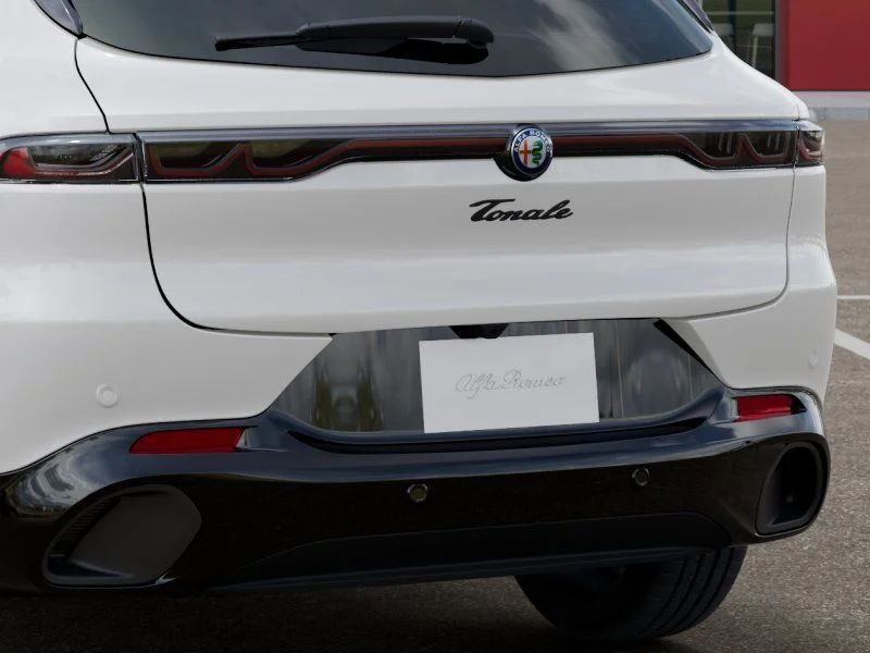 New 2026 Milano White Exterior Paint Alfa Romeo Sport Speciale image 13