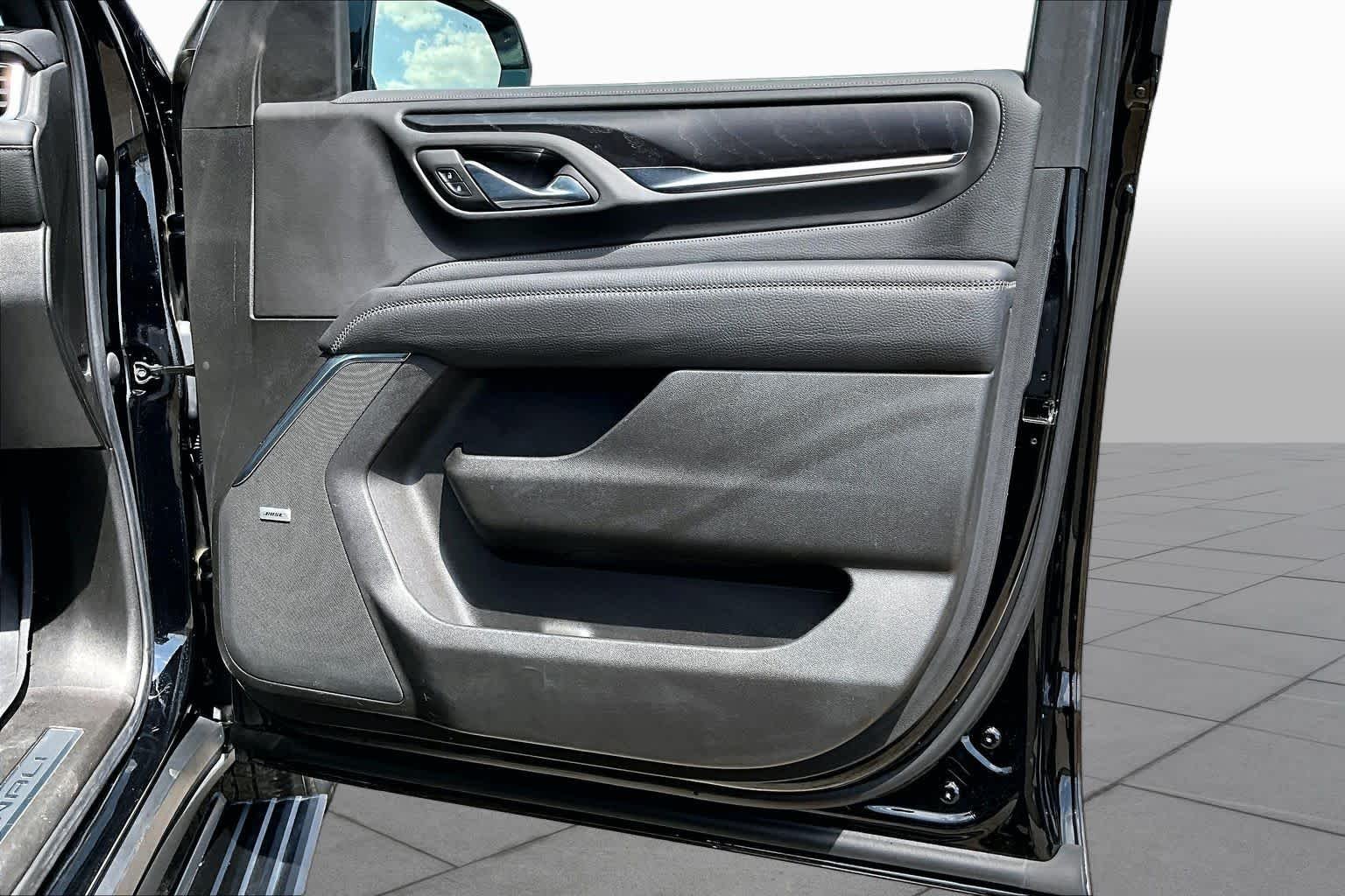Used 2021 Onyx Black GMC Denali image 24