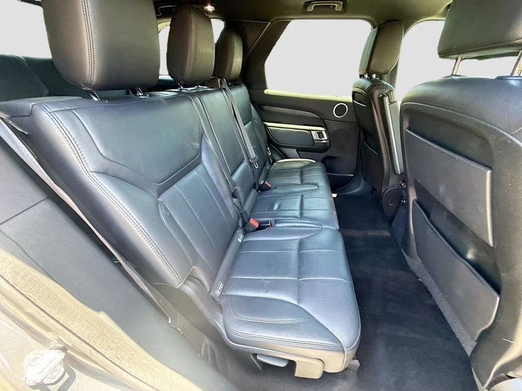 Used 2019 Gray Land Rover HSE image 31