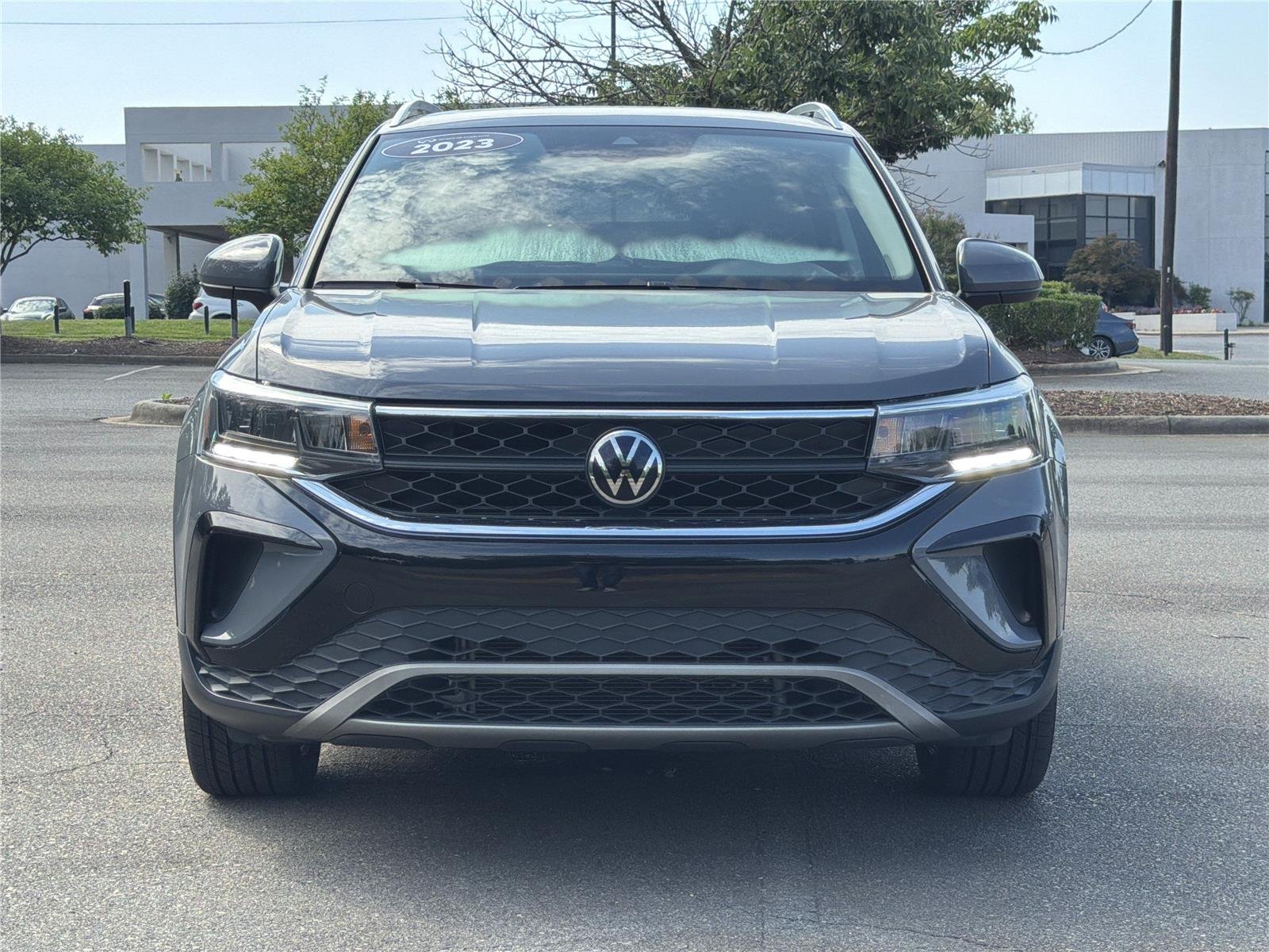 Used 2023 Pure Gray Volkswagen SE image 28