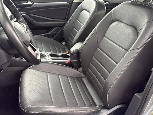 Used 2024 Silver Volkswagen 1.5T SE image 17