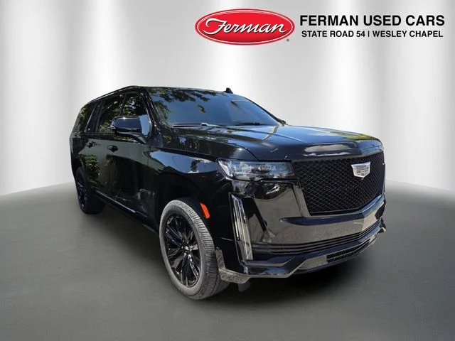 Used 2023 Black Cadillac Sport Platinum image 1