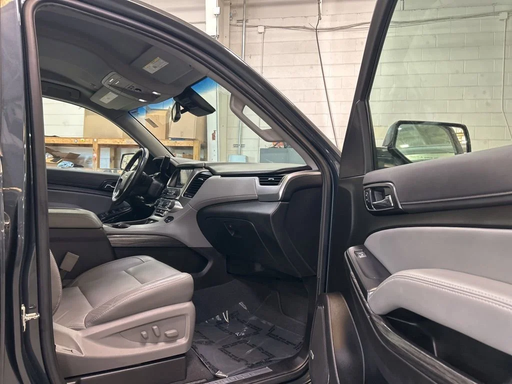 Used 2019 SHADOW GRAY METALLIC Chevrolet LT image 10