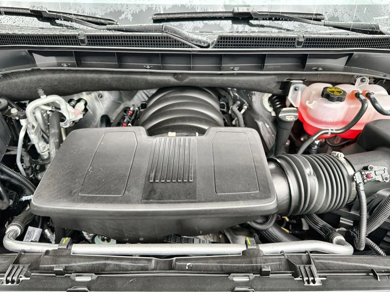 New 2026 Sterling Metallic GMC Elevation image 25