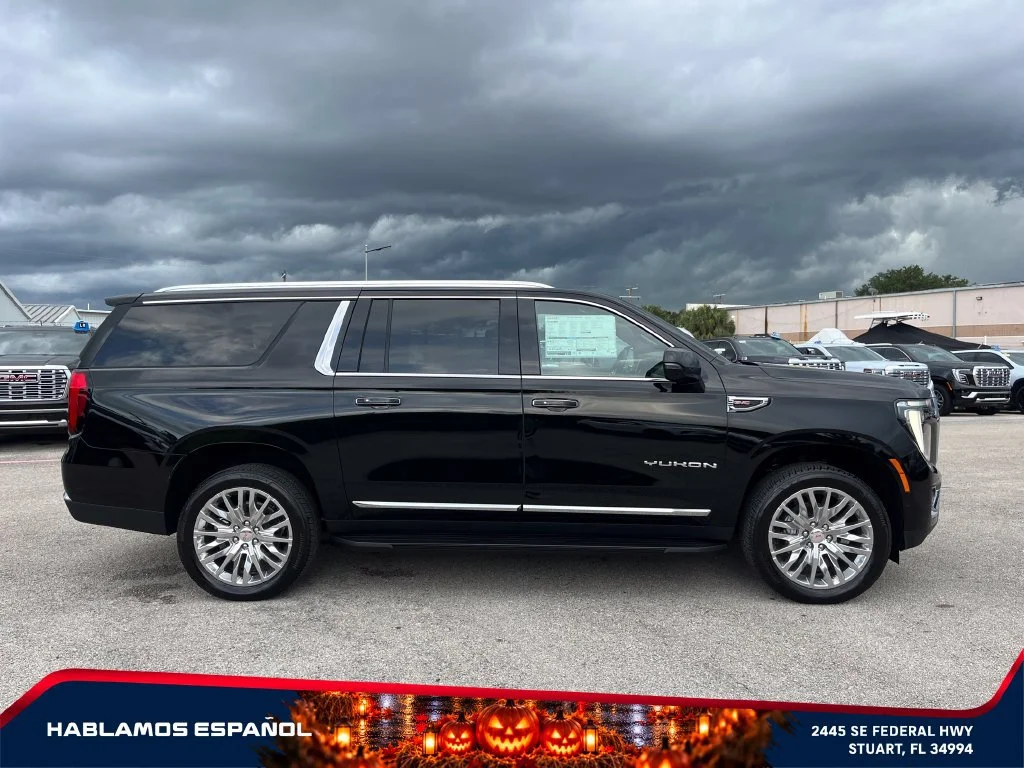 New 2026 Onyx Black GMC Elevation image 8
