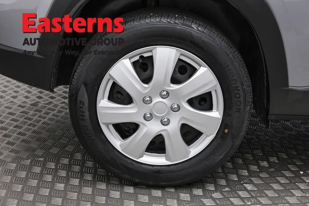 Used 2024 Gray Chevrolet LS image 29