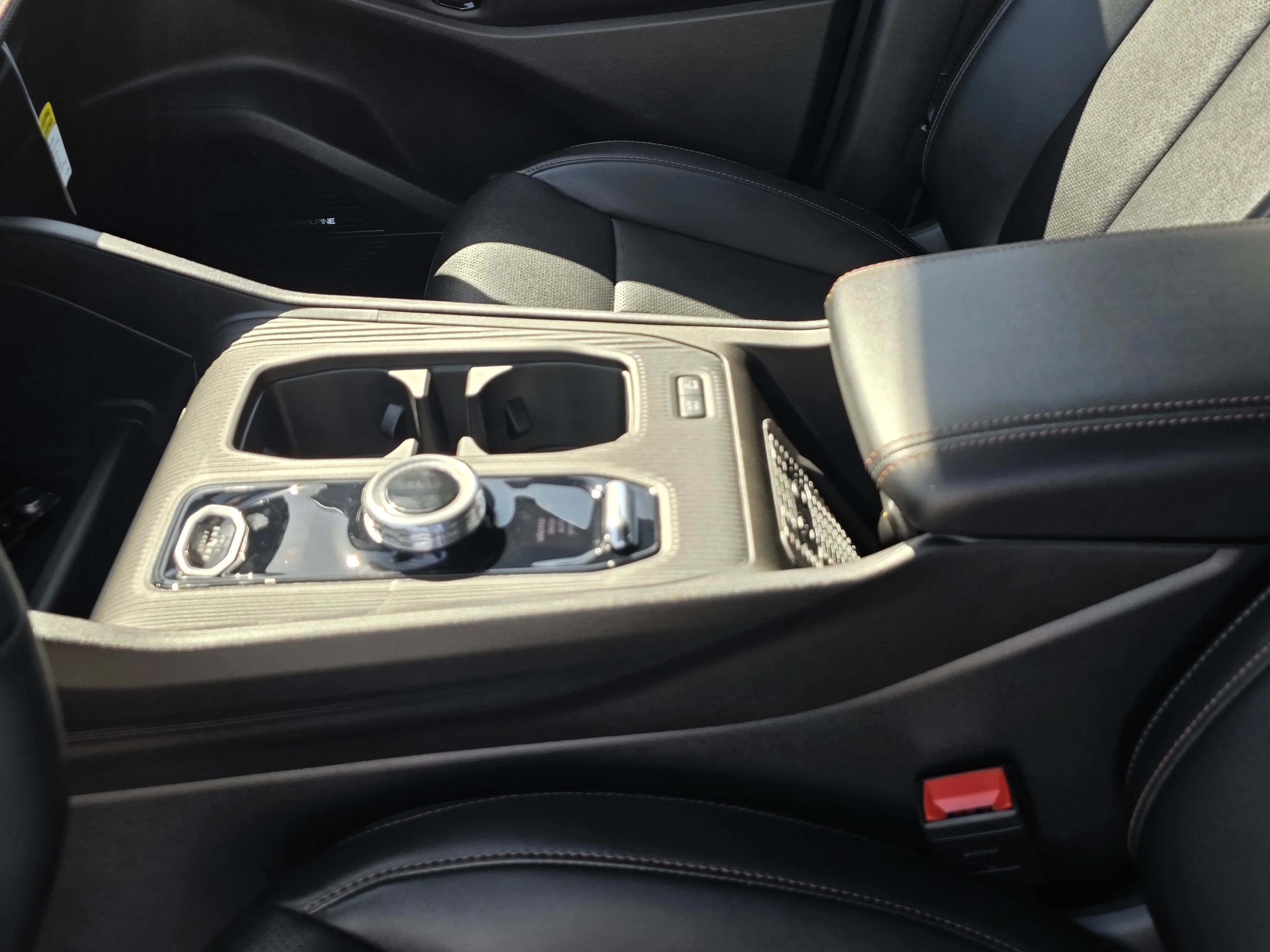New 2026 Diamond Black Jeep Limited image 13