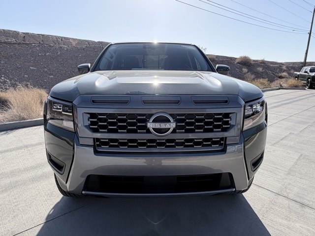 2026 Nissan Frontier Crew Cab SV photo 2