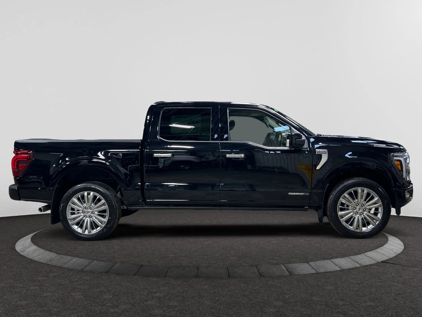 New 2026 Agate Black Metallic Ford Platinum* w/ hard fold tonneau cover image 6
