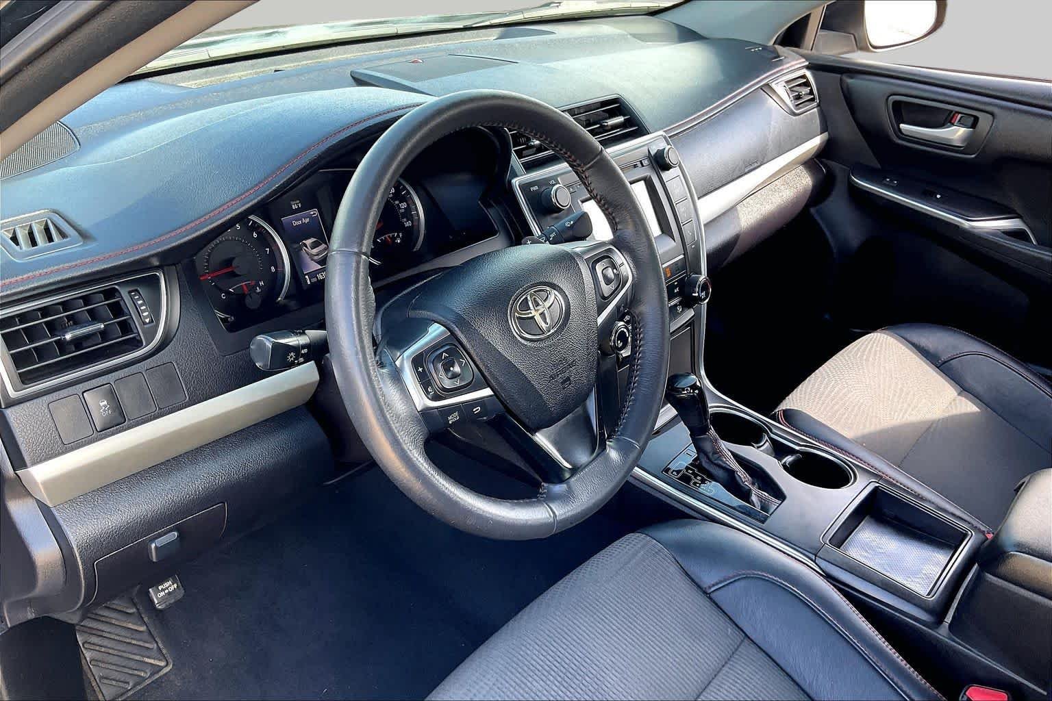 Used 2017 Cosmic Gray Mica Toyota LE image 18