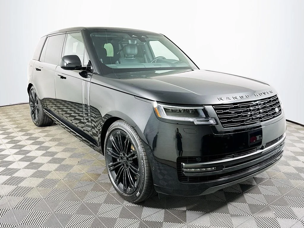 New 2026 Santorini Black Land Rover SE image 3