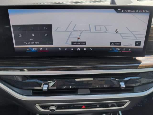 2025 BMW X7 40i - Photo 16