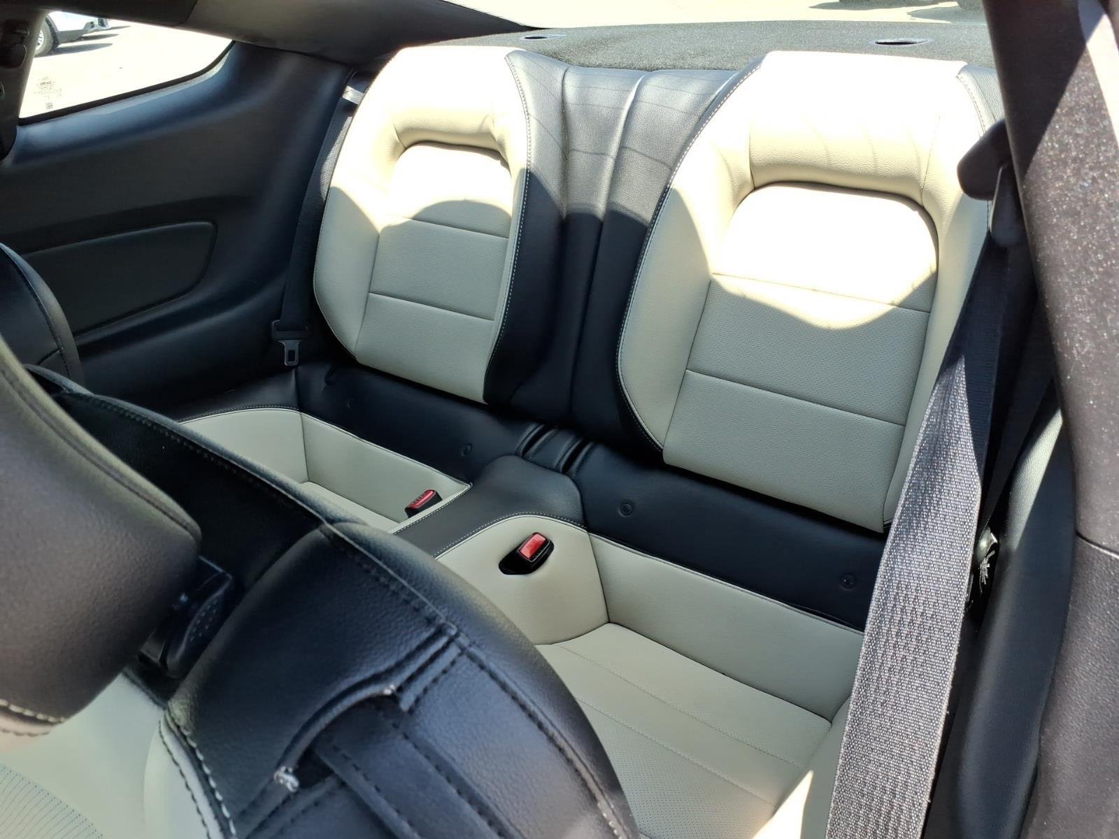Used 2016 Magnetic Metallic Ford EcoBoost Premium image 19