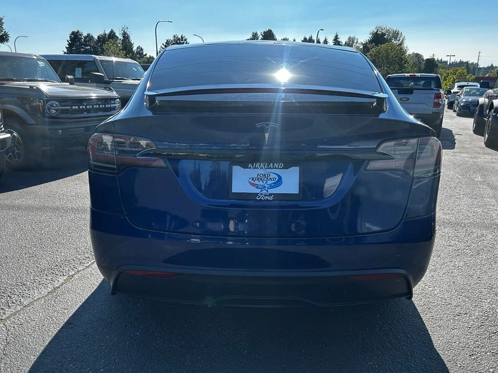 Used 2023 Deep Blue Metallic Tesla Standard Range image 6