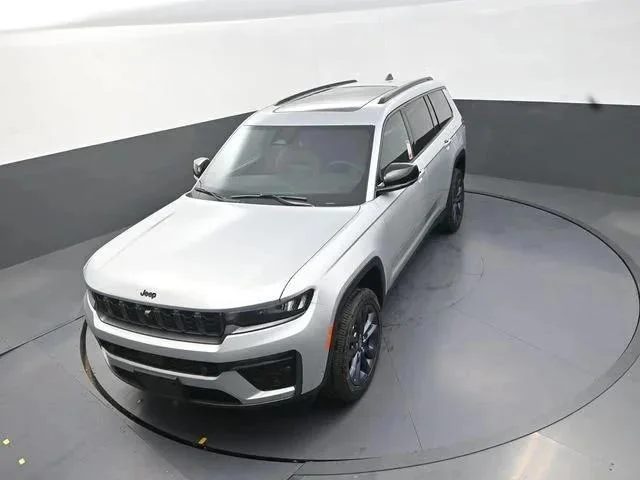 New 2026 Silver Zynith Jeep 85th Anniversary Edition image 13