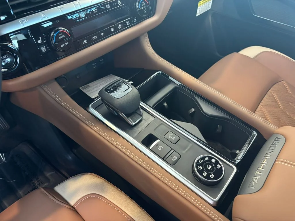 New 2026 Scarlet Ember Tintcoat Nissan Platinum image 22