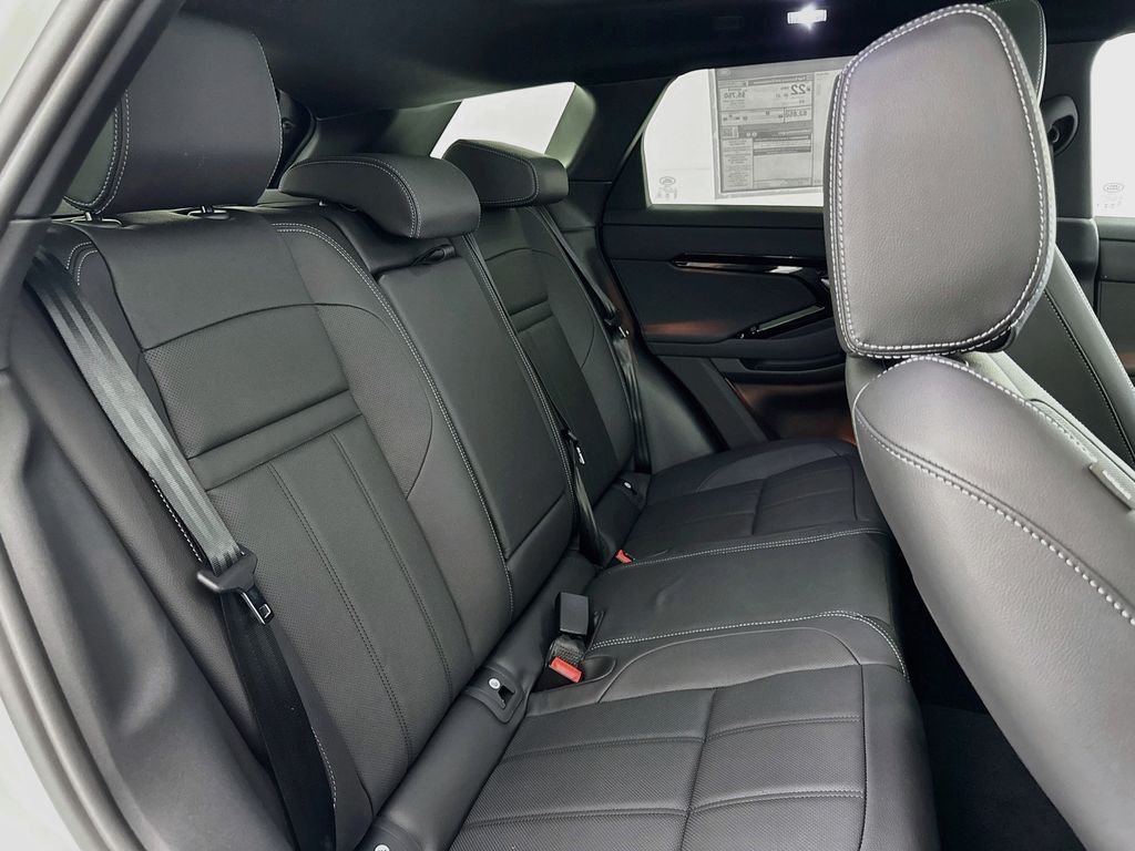 New 2026 Fuji White Land Rover Hoxton Edition image 28