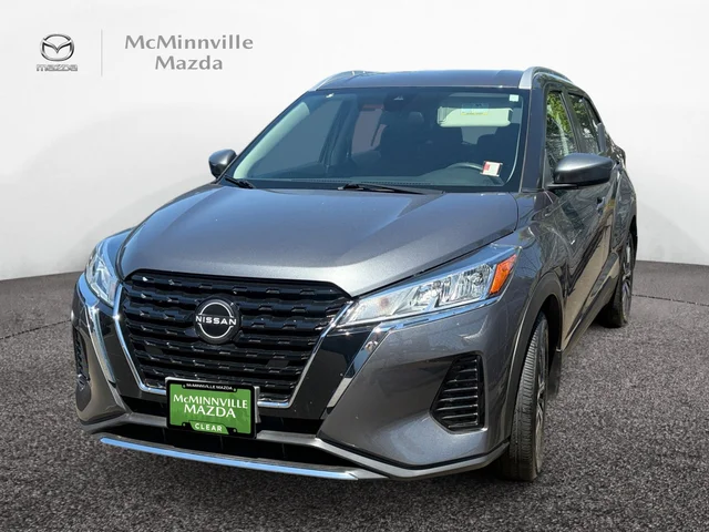2022 Nissan Kicks SV