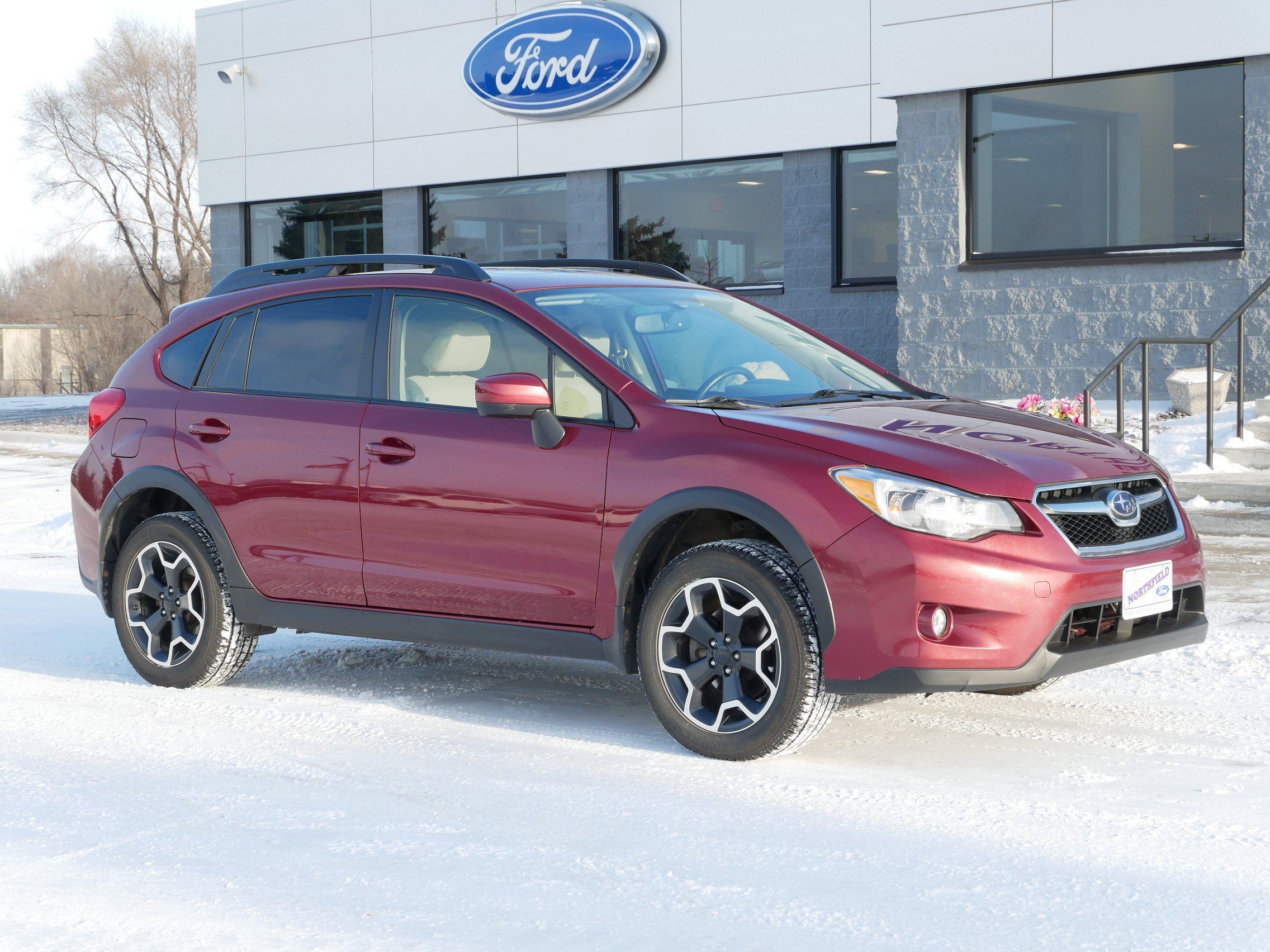 Used 2015 Subaru XV Crosstrek Premium with VIN JF2GPADC8F8330808 for sale in Northfield, Minnesota