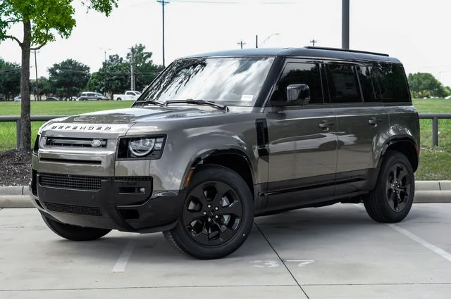 New 2026  Land Rover X-Dynamic SE image 2