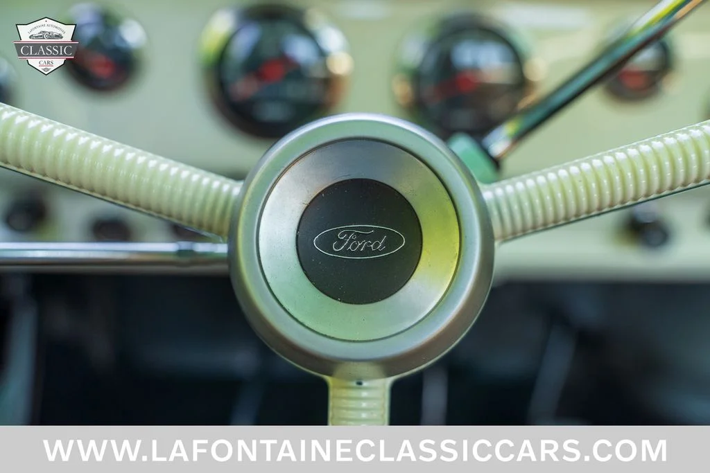 Used 1970  Ford  image 72