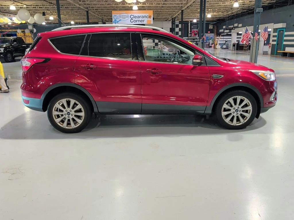 Used 2017 Red Ford Titanium image 9