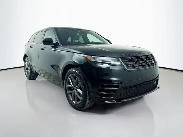 Certified Used 2026 Black Land Rover Dynamic SE image 3