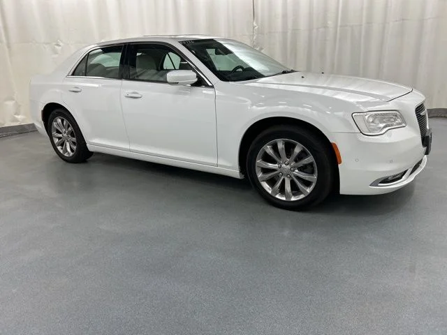 2018 Chrysler 300 Touring L AWD's photo
