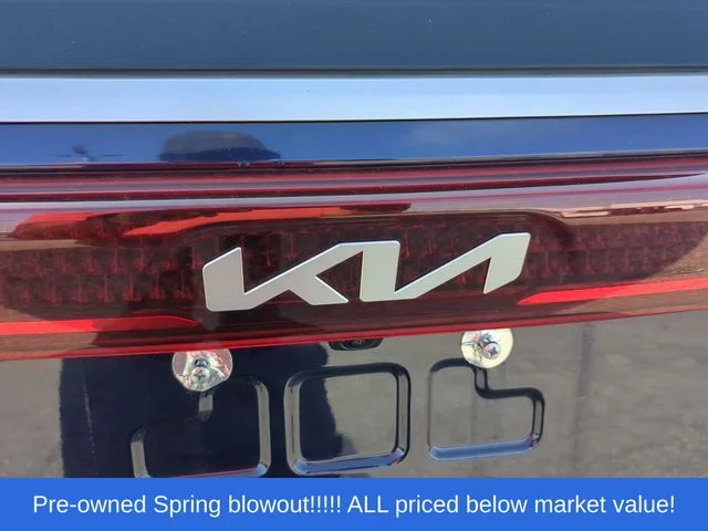 Used 2022 Blue Kia LXS image 12