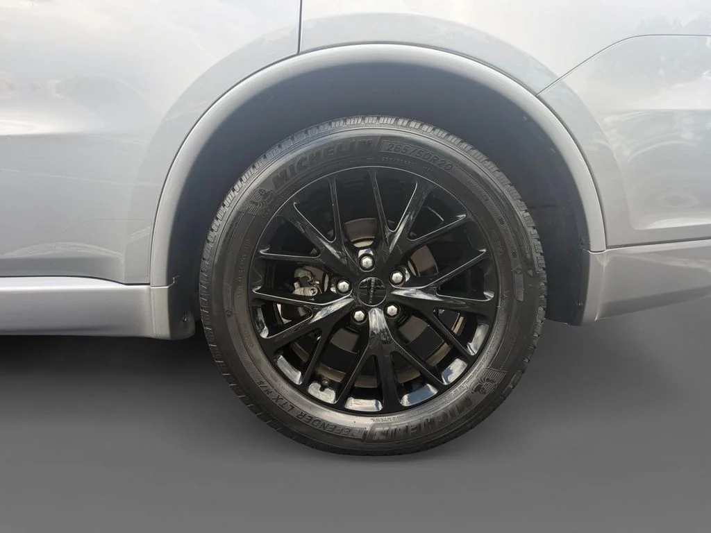 Used 2015 Silver Dodge R/T image 8